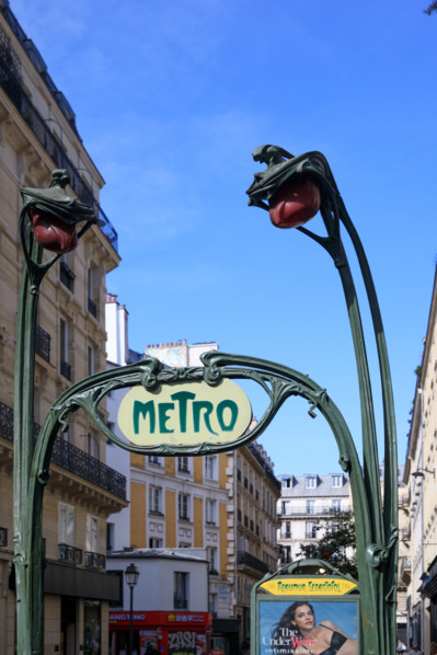 Paris, Réaumur-Sébastopol metro station