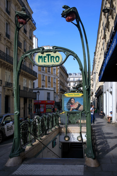 Paris, Réaumur-Sébastopol metro station