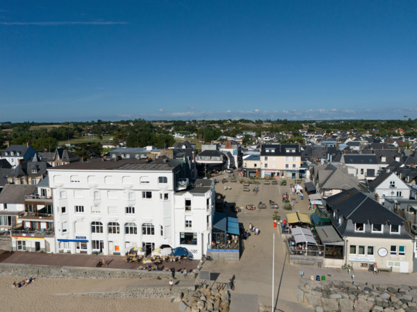 france, region Normandie, Manche, cotentin, Agon coutainville,  plage, promenade de Jersey,