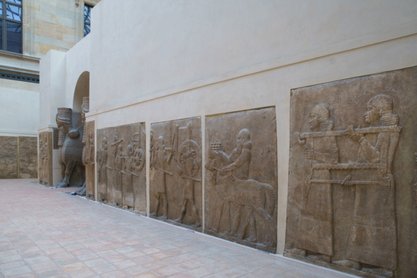 Paris, Musée du Louvre, Orthostates provenant du palais de Sargon II