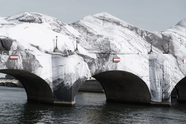 Oeuvre "La Caverne du Pont Neuf", par JR