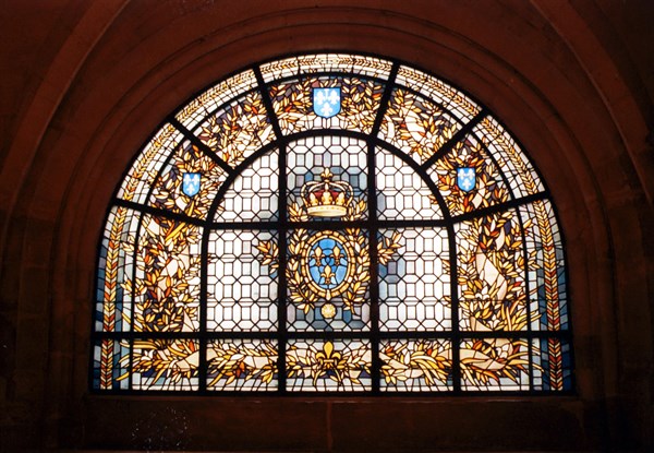 Stained glass (crypt of the basilica of Saint-Denis),