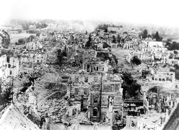 Ruins of the city of Saint-Lô, 1944