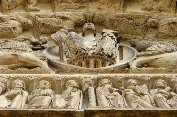 Chartres.