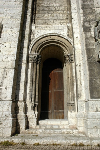 Chartres.
