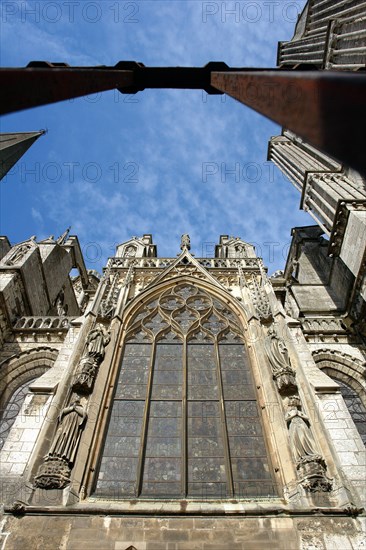 Chartres.
