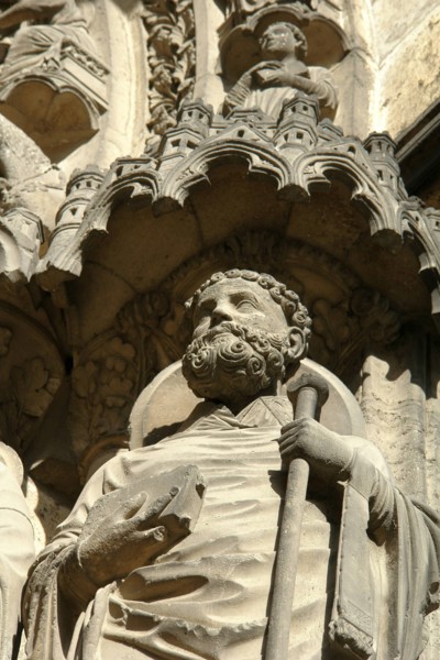 Chartres.