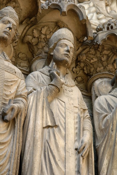 Chartres.