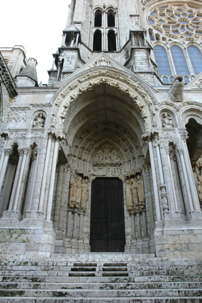 Chartres.