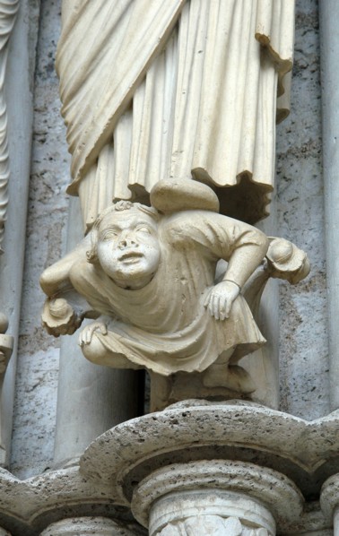 Chartres.
