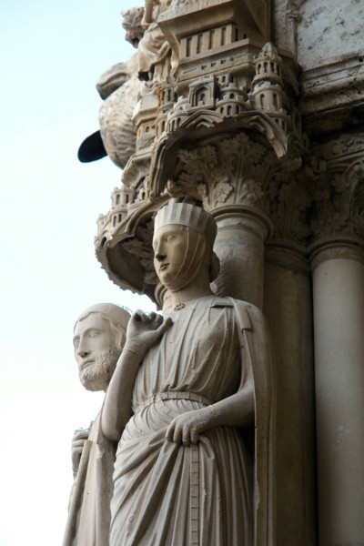 Chartres.