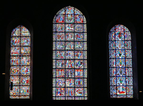 Chartres.