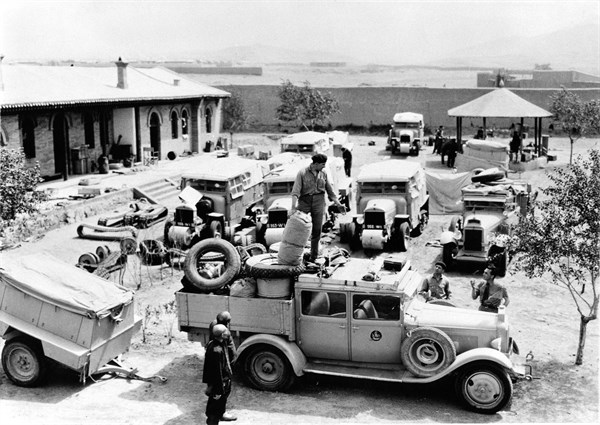Citroën. La Croisière Jaune. Campement de Kalgan (BN Estampes).
