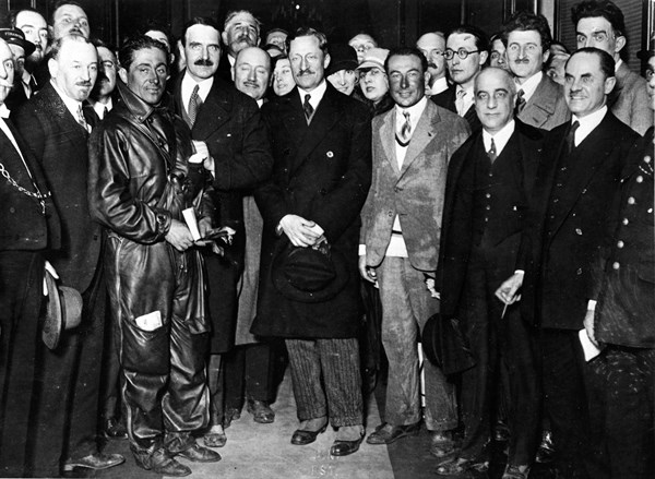 Réception des aviateurs Costes et Le Brix à la Présidence du Conseil, 1927