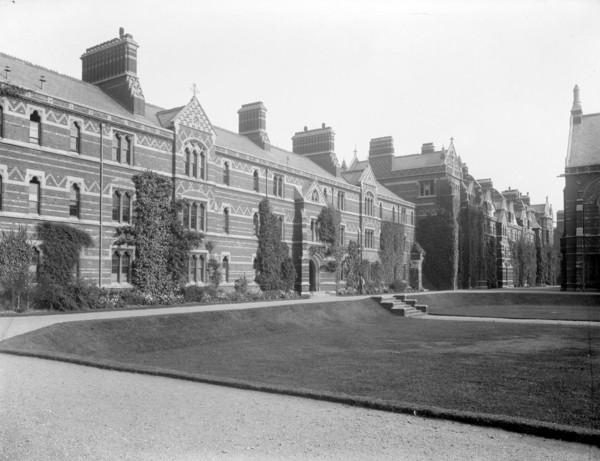 Keble College, Liddon Quad, Parks Road, Oxford, Oxfordshire, 1907