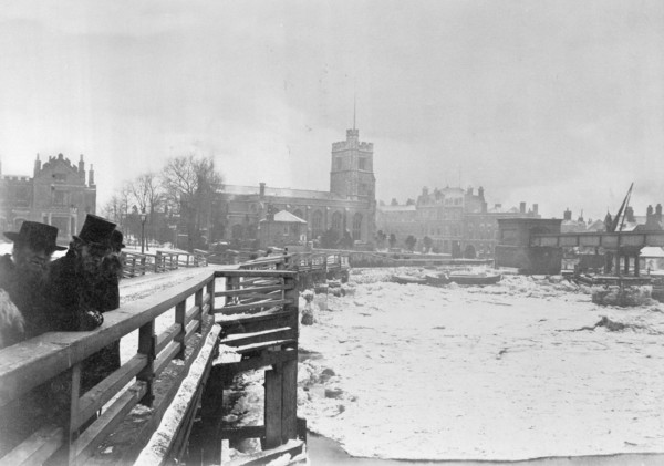 Old Putney Bridge with the river frozen, Putney, Wandsworth, London, c1881. Artist: Unknown