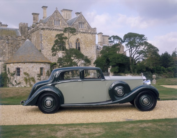1938 Rolls-Royce Phantom III. Artist: Unknown