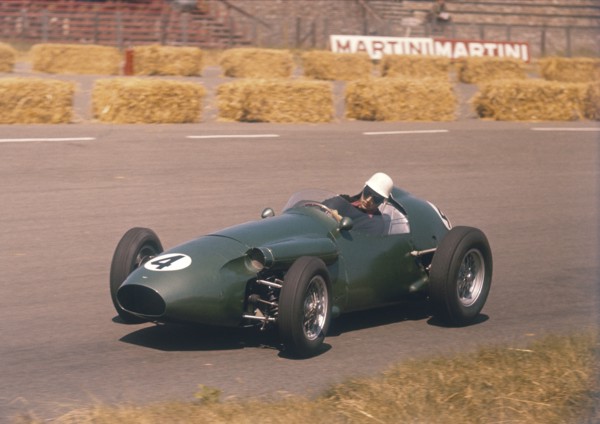 Roy Salvadori driving an Aston Martin, Dutch Grand Prix, Zandvoort, 1959. Artist: Unknown