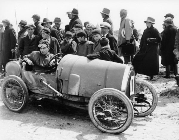 Raymond Mays in a Bugatti, Porthcawl Sands, Wales, (1920s?). Artist: Unknown