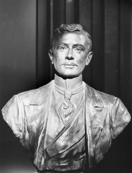 Bronze bust of Charles Rolls. Artist: Unknown