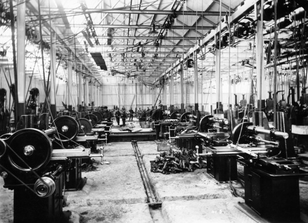 Machine shop in the Argyll car factory, Glasgow, c1899-c1930. Artist: Unknown