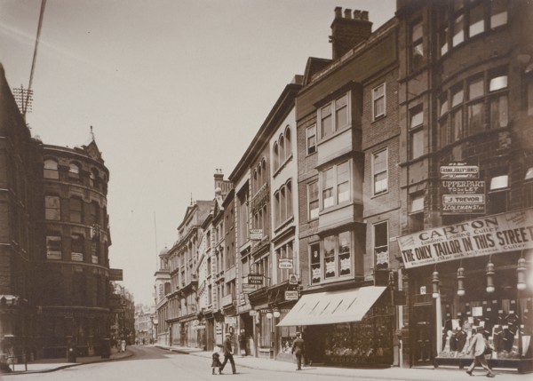 Leadenhall Street, London, 1911. Artist: Anon