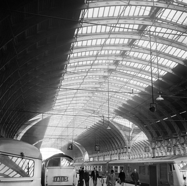 Platforms 4 and 5, Paddington Station, London, 1960-1972