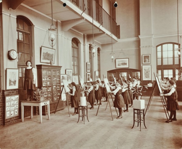 Drawing class, Myrdle Street Girls School, Stepney, London, 1908. Artist: Unknown.