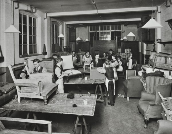 Male upholstery students, Shoreditch Technical Institute, London, 1914. Artist: Unknown.