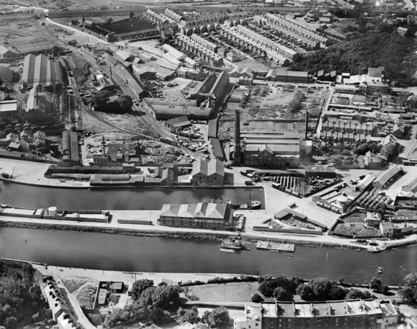 Sawmills and engineering works at the canal basin, Exeter, Devon, 1928