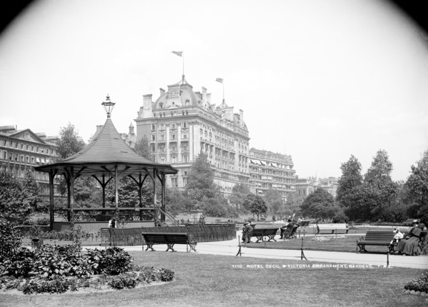 Victoria Embankment Gardens, Westminster, London, c1890s