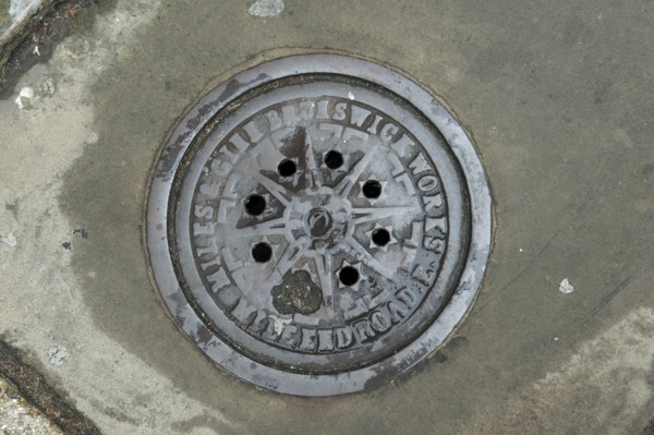 Coal hole plate outside 48 Arbour Square, Stepney, Tower Hamlets, London, 2010