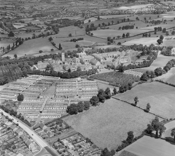 Barnsley Hall Hospital for Nervous and Mental Diseases, Bromsgrove, Worcestershire, 1952