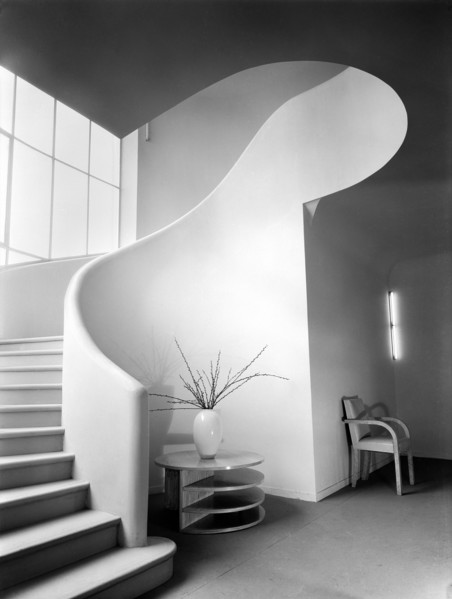 Staircase at Land's End House, Beggar's Hill Road, Charvil, Berkshire, 1935