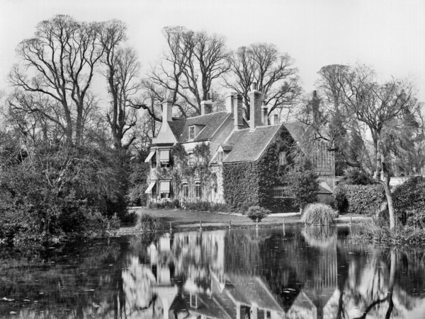 Mongewell Rectory, Oxfordshire, 1900