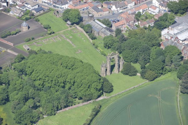 Gisborough Priory ruins and dovecote, Redcar and Cleveland, 2014