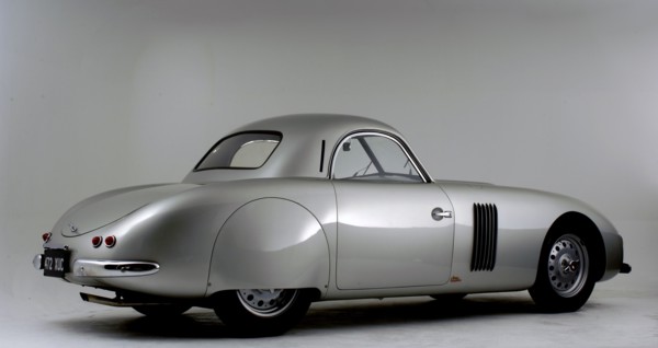 BMW Veritas 1949. Artist: Simon Clay.
