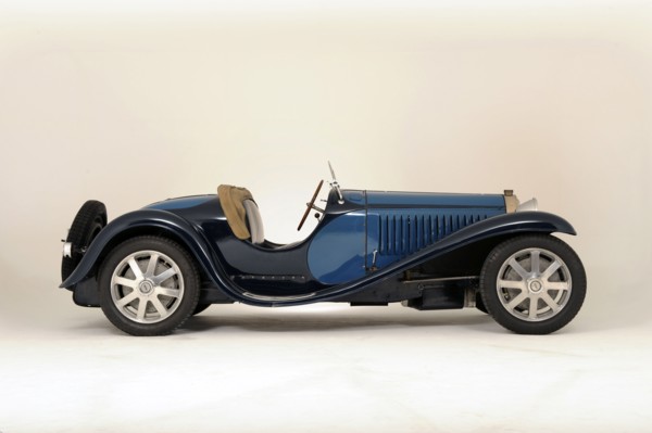 Bugatti type 55 1932. Artist: Simon Clay.