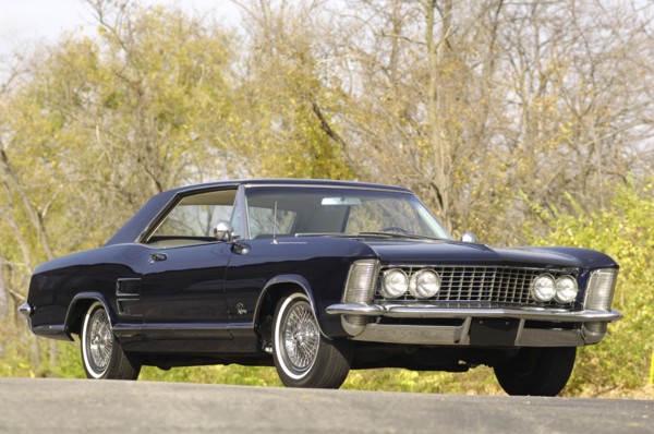 Buick Riviera 1963. Artist: Simon Clay.