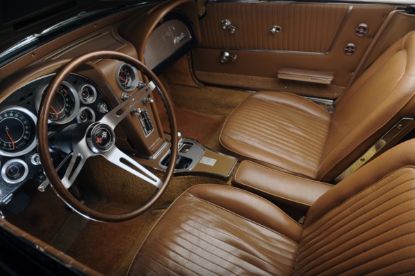 Chevrolet Corvette Stingray convertible 1964. Artist: Simon Clay.