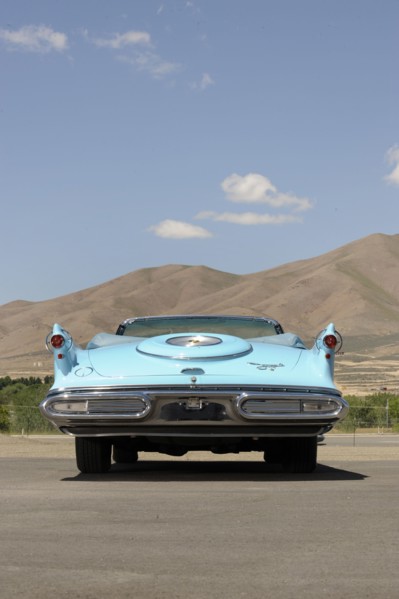 Chrysler Imperial 1957 ex Howard Hughes. Artist: Simon Clay.