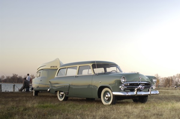 Ford Ranch wagon with kom pack trailer 1952. Artist: Simon Clay.