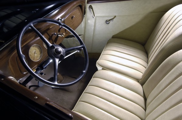 Ford Sedan custom 1934. Artist: Simon Clay.