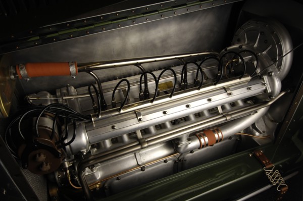 MILLER 122 supercharged 1923. Artist: Simon Clay.