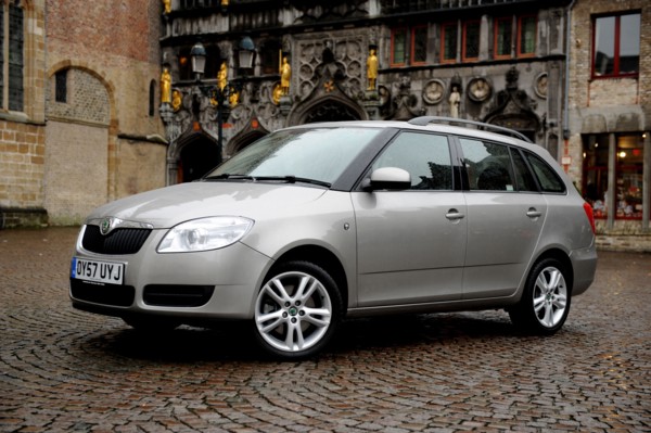 Skoda Fabia Estate 2007. Artist: Simon Clay.