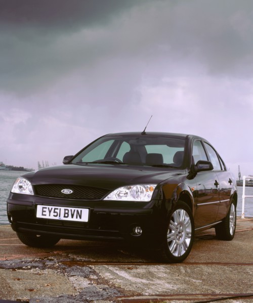 2002 Ford Mondeo Ghia X TDCi. Artist: Unknown.