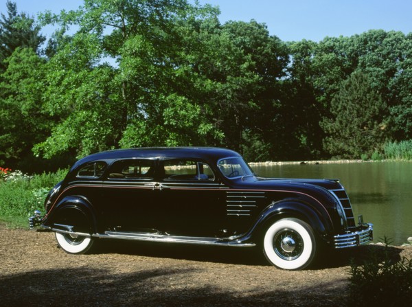 1934 Chrysler Imperial Airflow. Artist: Unknown.