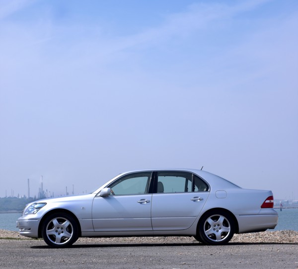 2004 Lexus LS430. Artist: Unknown.