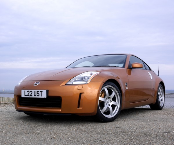 2004 Nissan 350Z. Artist: Unknown.