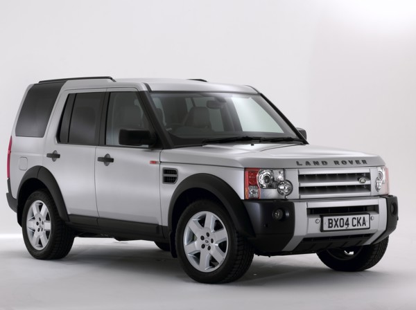 2004 Landrover Discovery. Artist: Unknown.